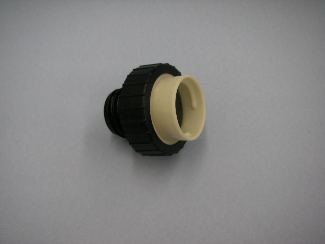 Stant gas cap adapter (cream) 12424